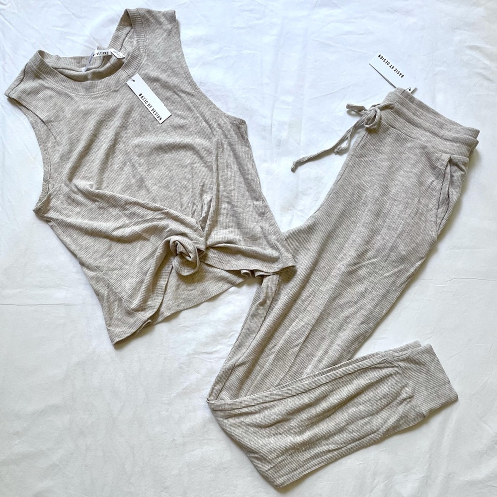 Lounge Set Sleeveless Top and Pants
